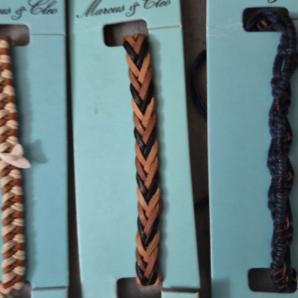 11 Pc Lot Handmade Friendship Leather Shell Beaded Woven Braided Bracelets NEW - Picture 3 of 16